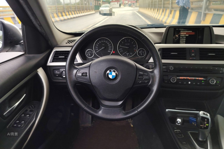 BMW 3 Series 2015 car image #12