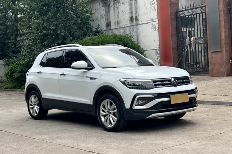 Volkswagen T-Cross 2023 car image #4