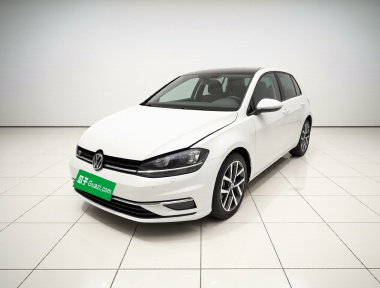 Volkswagen Golf 2020 car image 