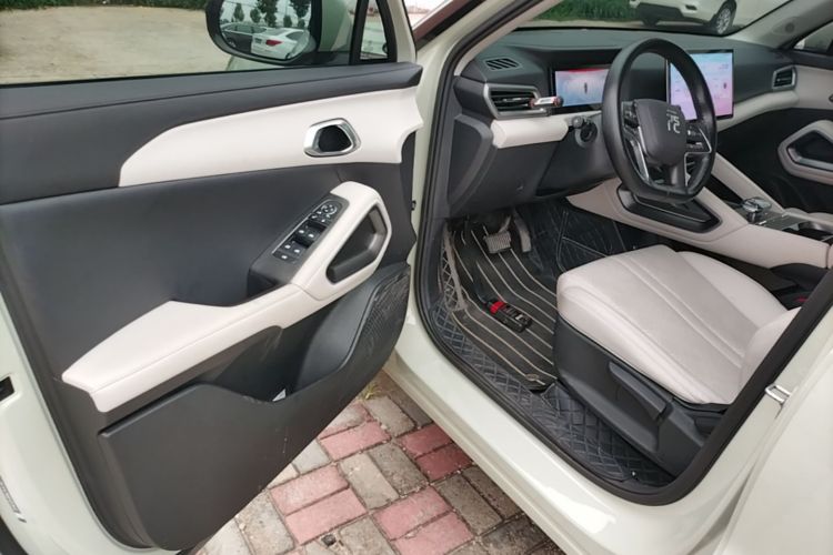 BYD YuanUP 2024 car image #16