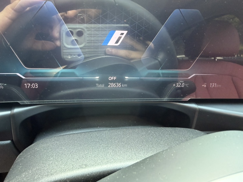 BMW i3 2025 car image #3