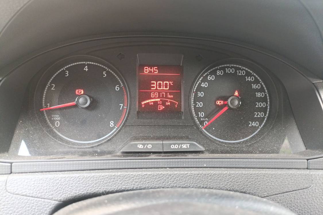 Volkswagen Santana 2019 car image #24