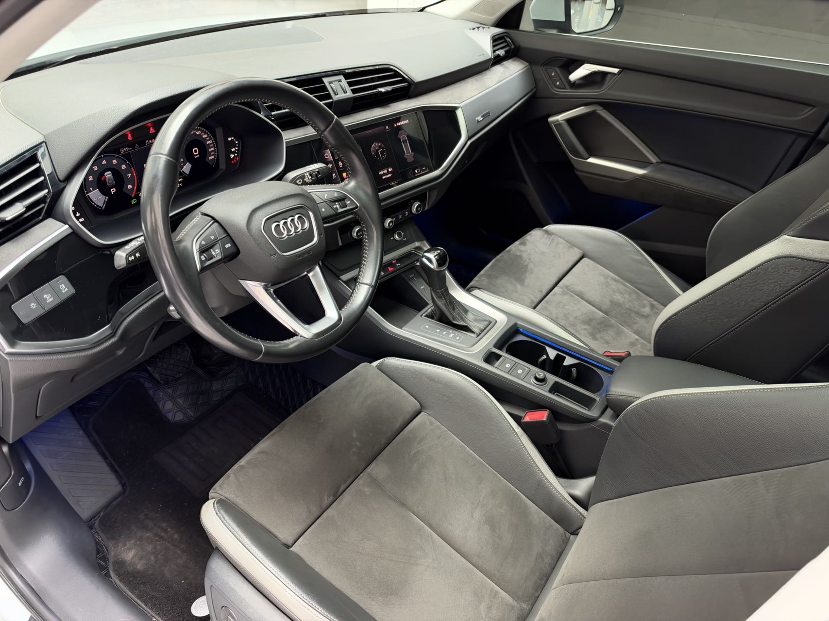 Audi Q3 2023 image de voiture #11