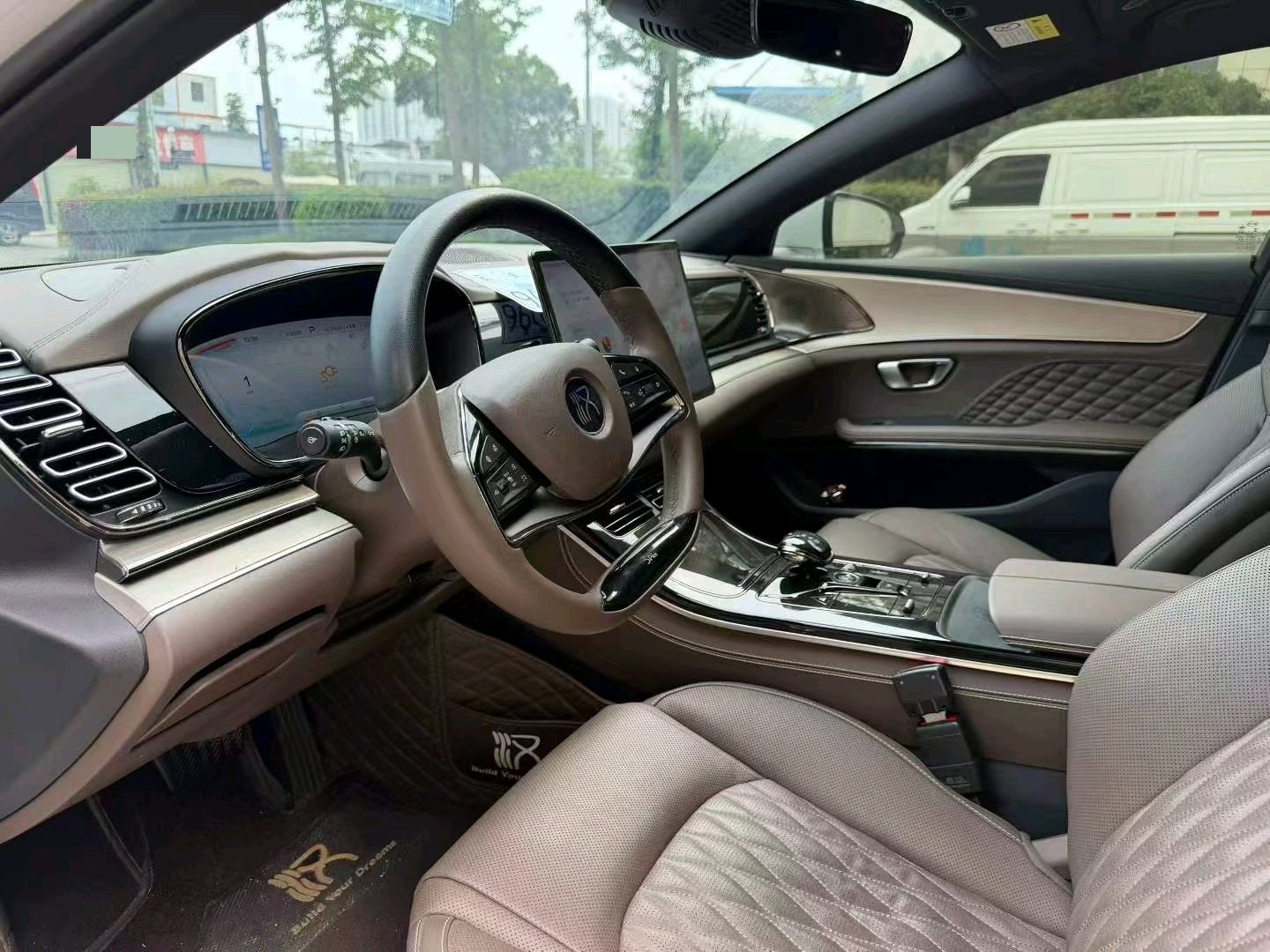 BYD Han 2023 #4 BYD Han 2023 car image #4