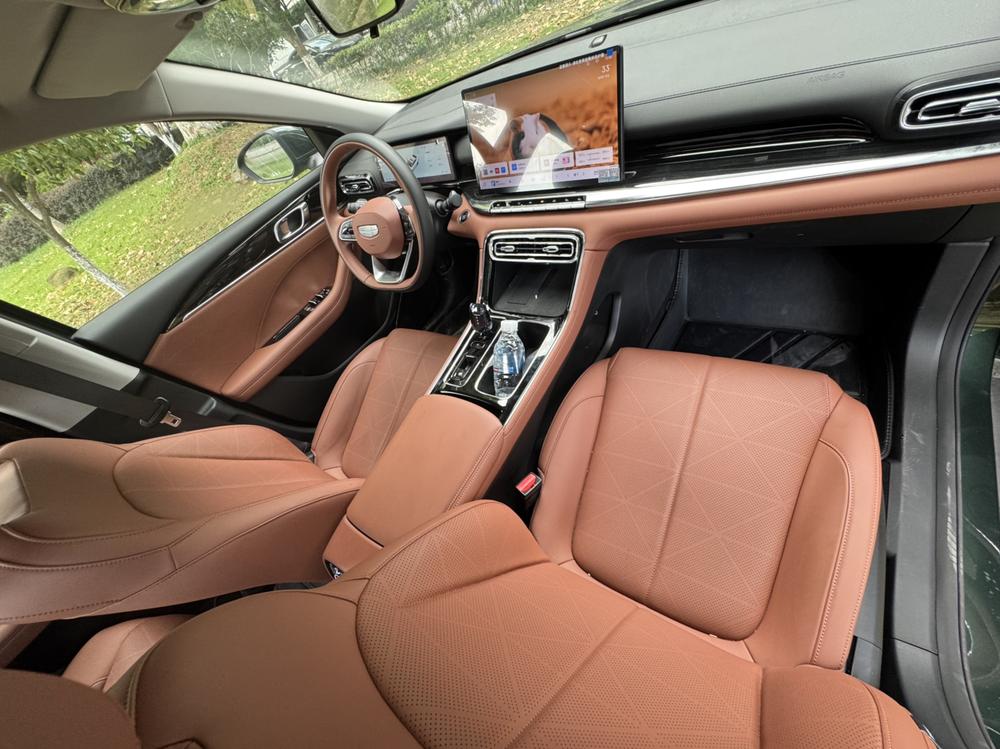 GEELY Emgrand 2025 #9 GEELY Emgrand 2025 car image #9