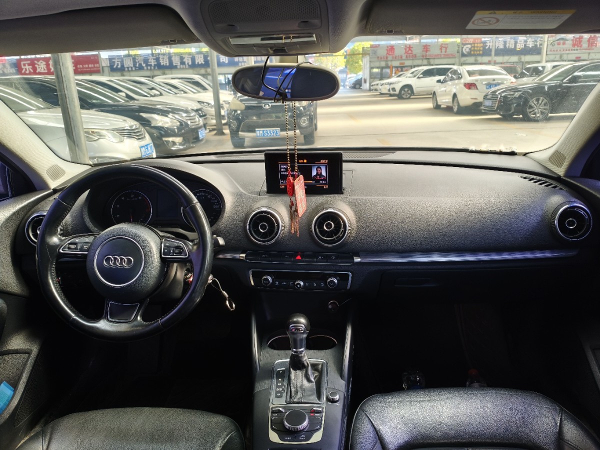Audi A3 2015 car image #5