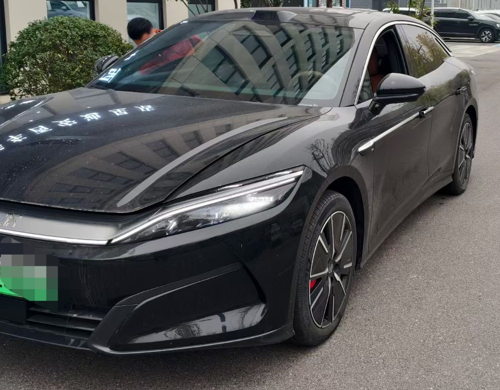 BYD HanL 2025 BYD HanL 2025 car image
