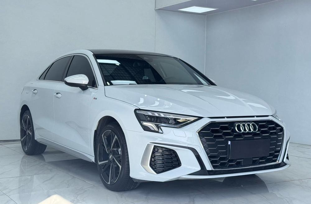 Audi A3 2021 immagine di auto #3