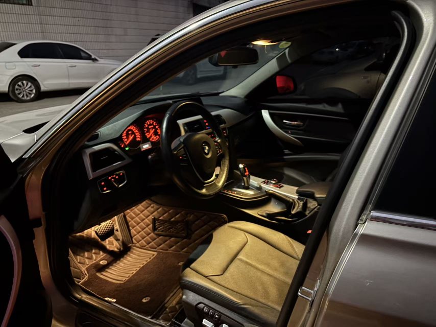 BMW 3 Series 2015 #2 BMW 3 Series 2015 immagine di auto #2