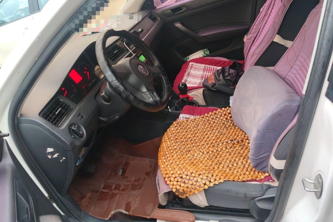 Volkswagen Santana 2015 car image #18