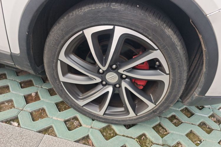 GEELY Emgrand GS 2016 car image #6