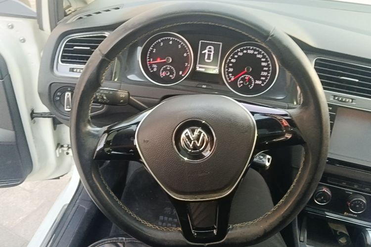 Volkswagen Golf 2017 #11 Volkswagen Golf 2017 car image #11