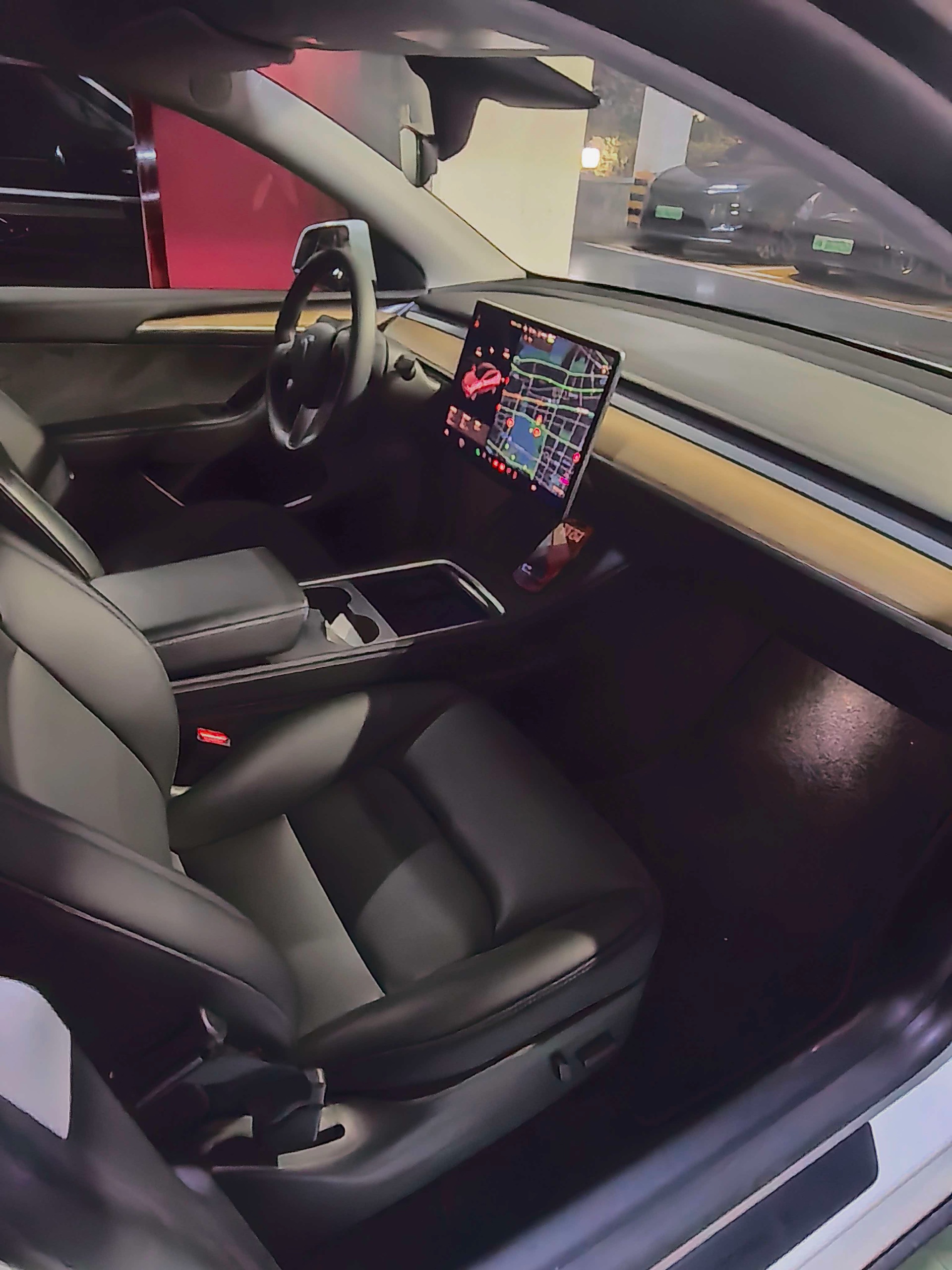 Tesla Model Y 2021 #3 Tesla Model Y 2021 car image #3