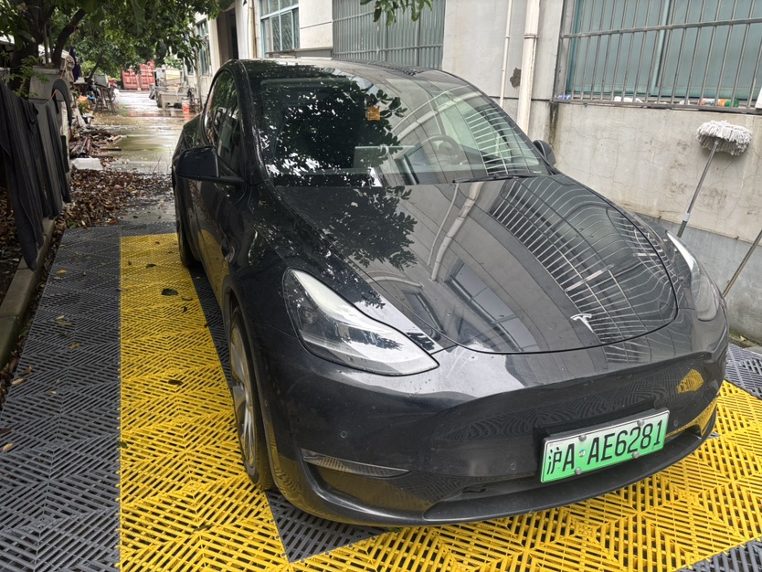 Tesla Model Y 2021 #3 Tesla Model Y 2021 car image #3