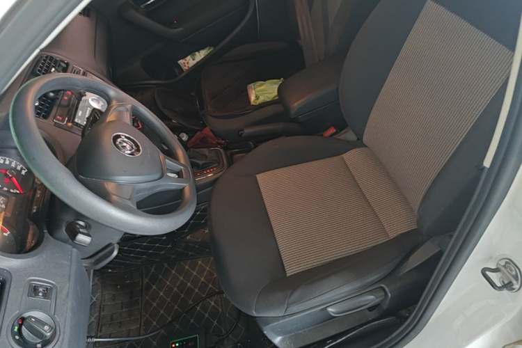 Volkswagen Polo 2019 #15 Volkswagen Polo 2019 car image #15