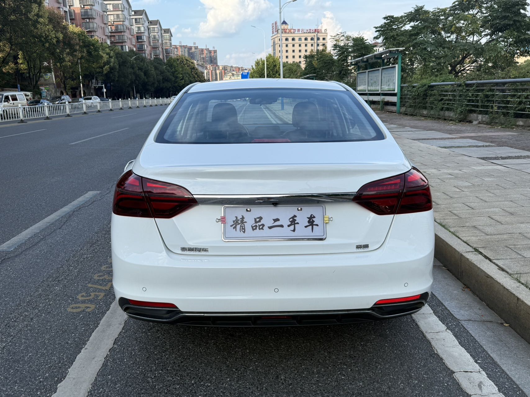 GEELY Emgrand 2020 #4 GEELY Emgrand 2020 car image #4
