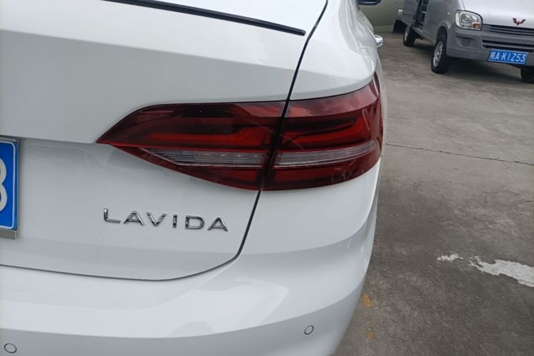 Volkswagen Lavida 2025 car image #8