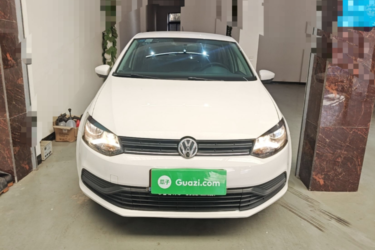 Volkswagen Polo 2016 car image #3