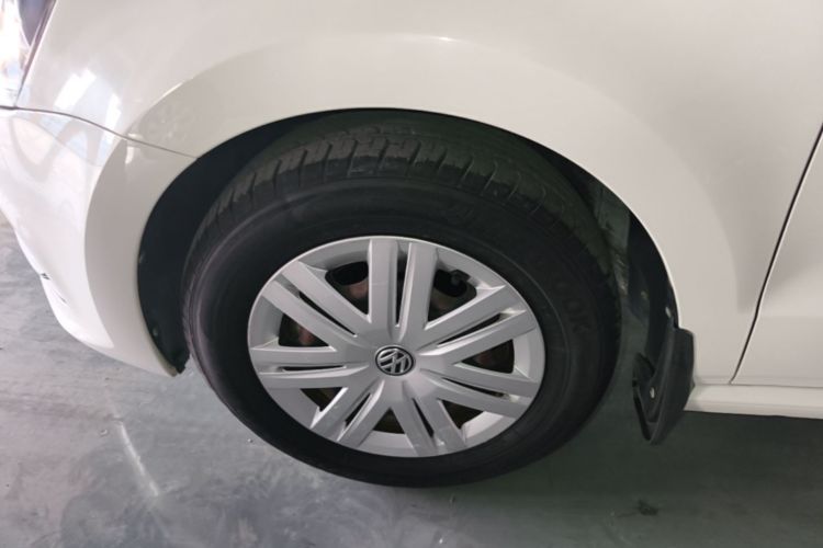 Volkswagen Polo 2016 #9 Volkswagen Polo 2016 car image #9