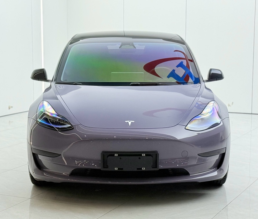Tesla Model 3 2023 car image #2