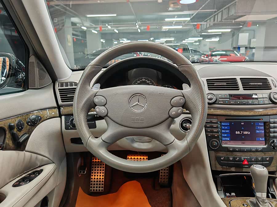 Mercedes-Benz E AMG 2008 immagine di auto #34