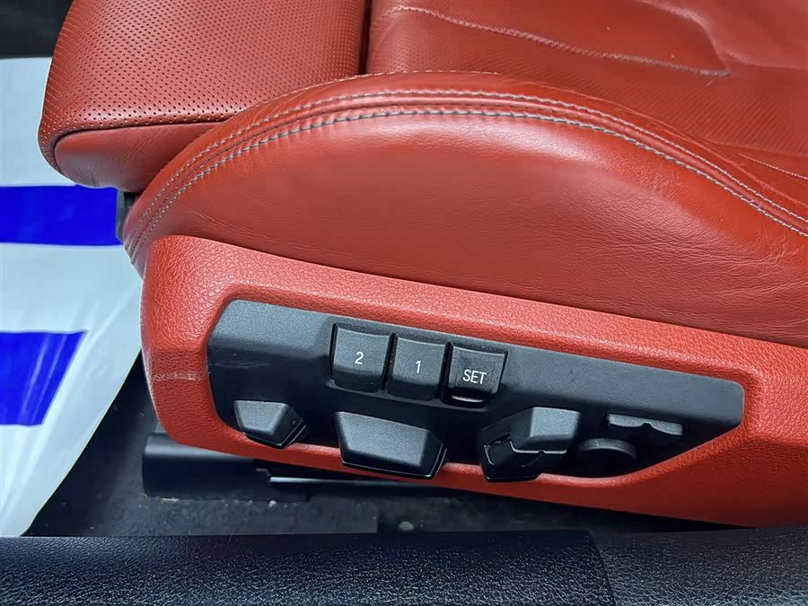 BMW M6 2016 car image #34