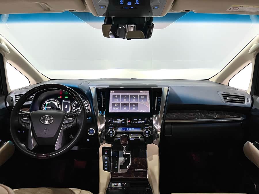 Toyota Alphard 2021 car image #34