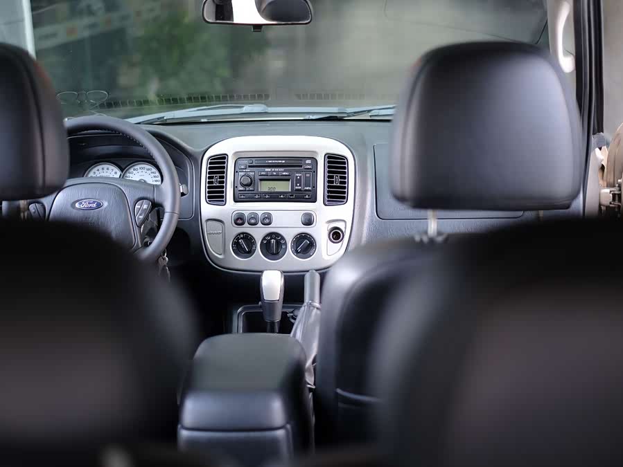 Ford Escape (Imported) 2007 immagine di auto #34