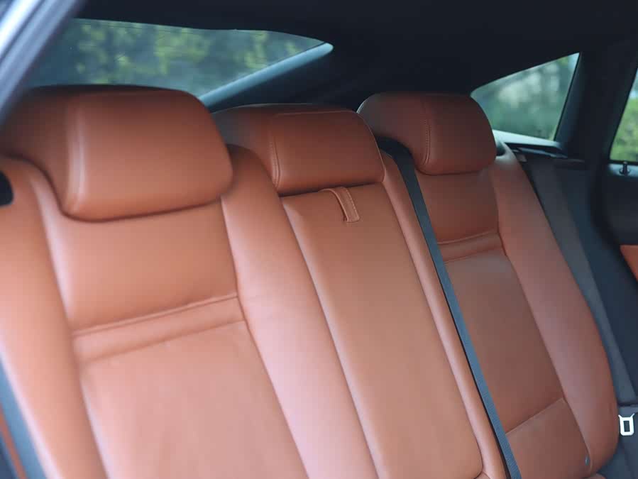 BMW X6 M 2012 car image #34