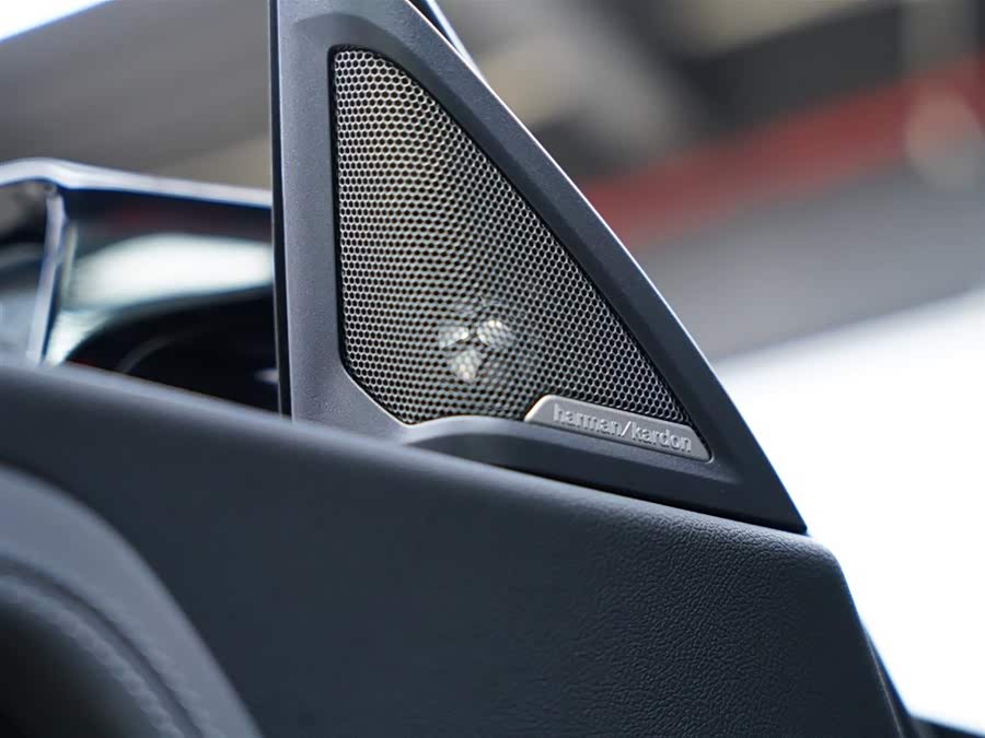 BMW M2 2024 car image #34