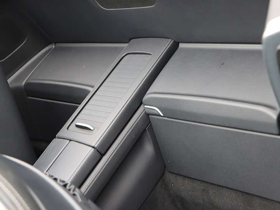 Mercedes-Benz SL Class 2019 immagine di auto #34