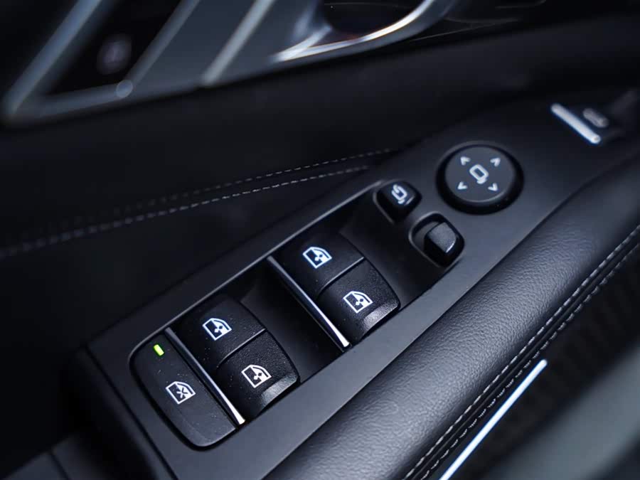 BMW X5 M 2020 car image #34