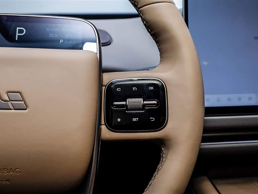 Li i8 2025 изображение автомобиля #34