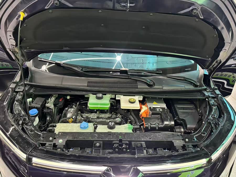 GAC Trumpchi E8 New Energy 2023 #34 GAC Trumpchi E8 New Energy 2023 car image #34