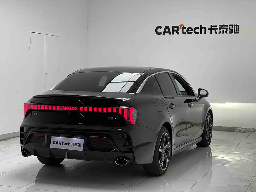 Lynk & Co 03 2022 car image #34