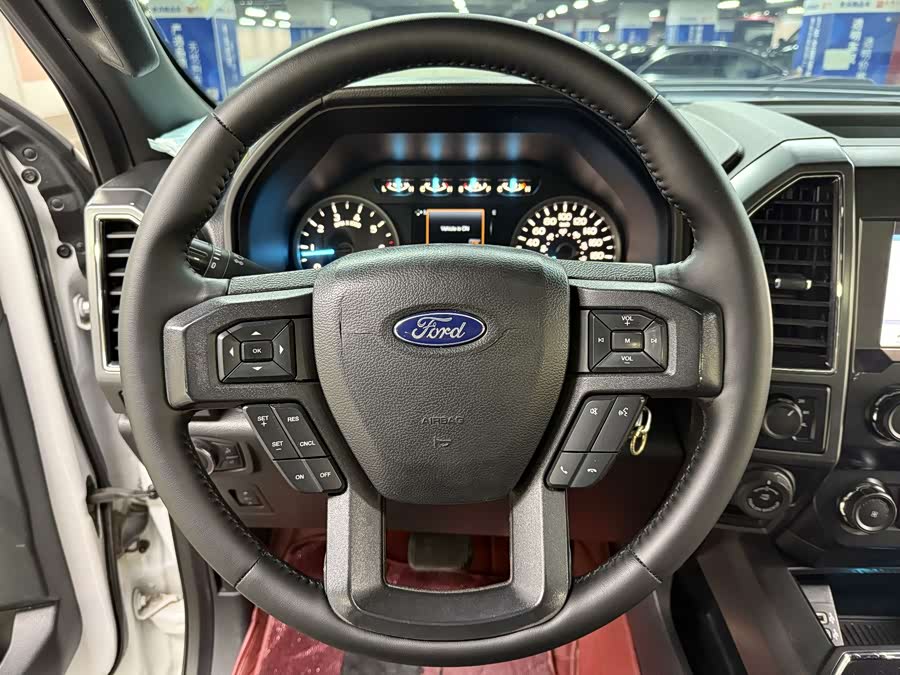 Ford Edge 2021 car image #34
