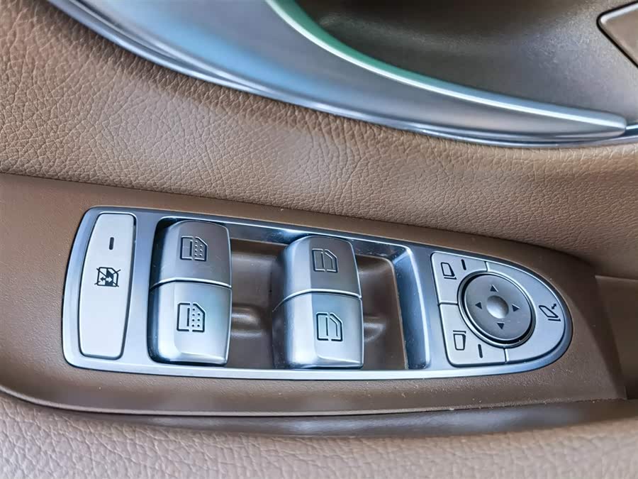 Mercedes-Benz E Class 2023 #34 Mercedes-Benz E Class 2023 car image #34