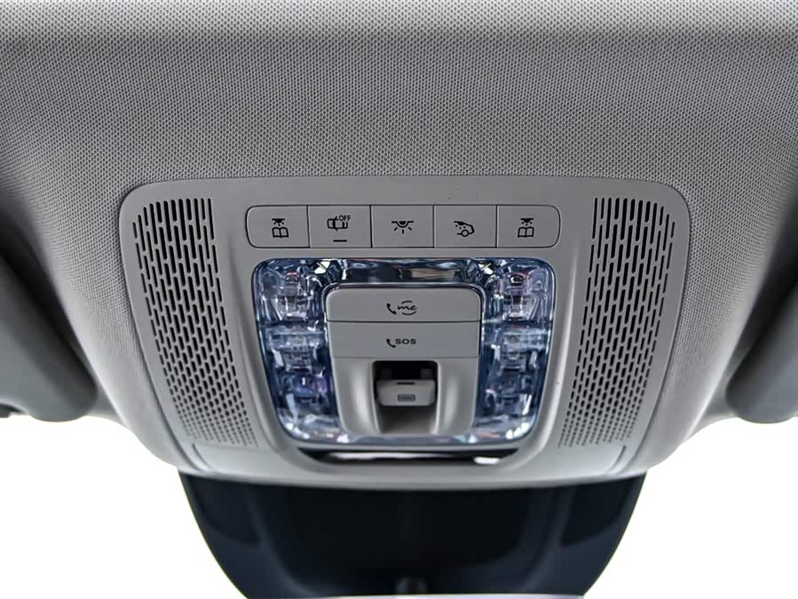 Mercedes-Benz GLE Class 2023 car image #34