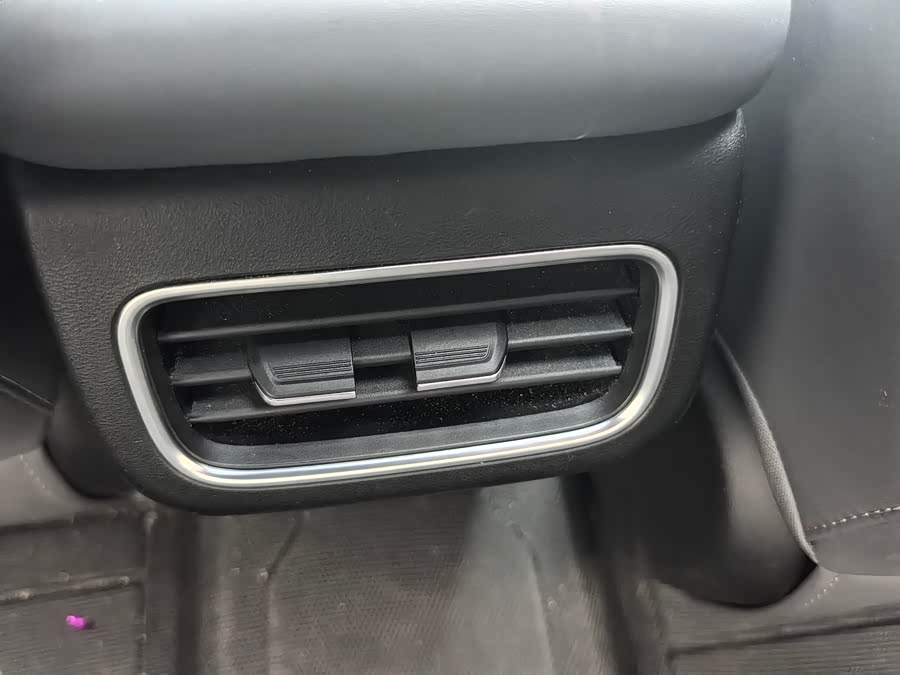 GEELY 2025 car image #34