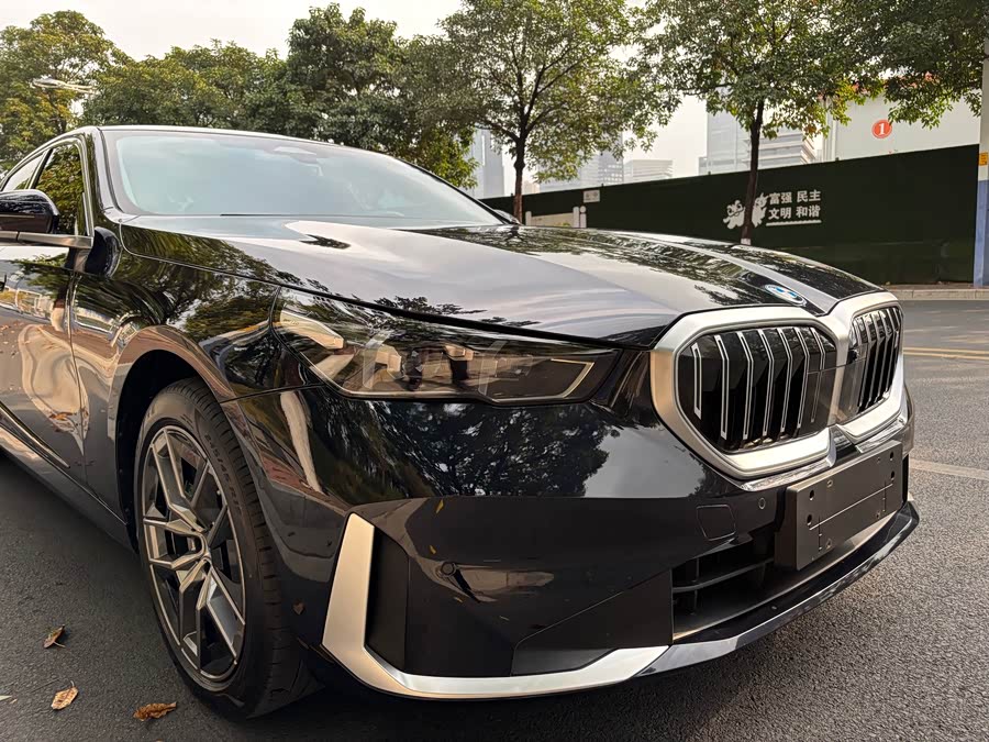 BMW i5 2024 #34 BMW i5 2024 car image #34