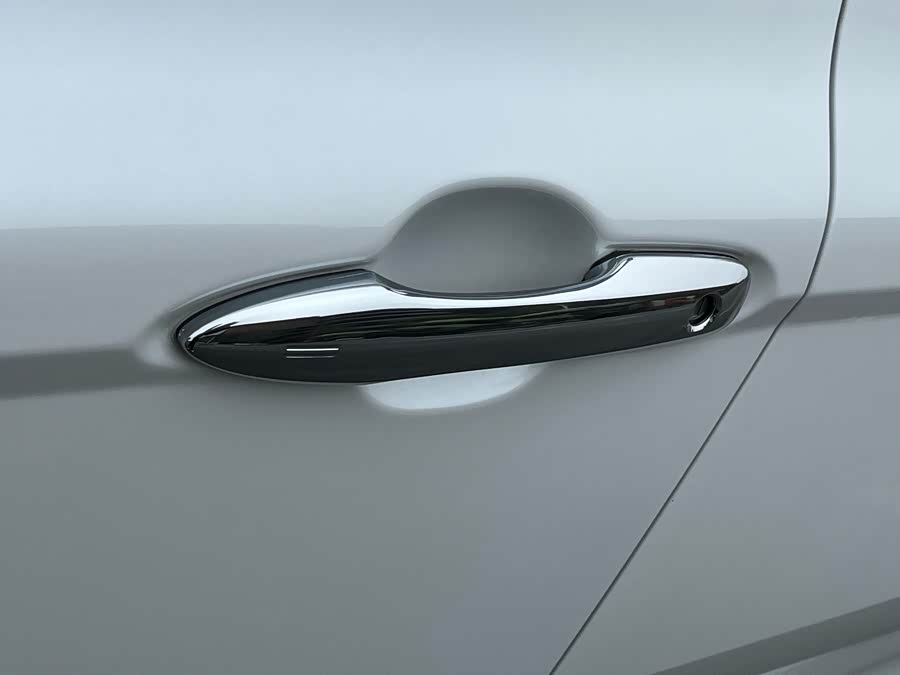 Toyota Camry 2023 car image #34
