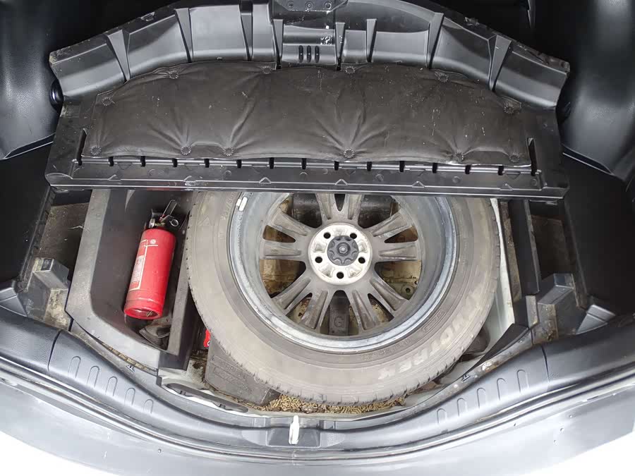 Toyota RAV4 2015 car image #34