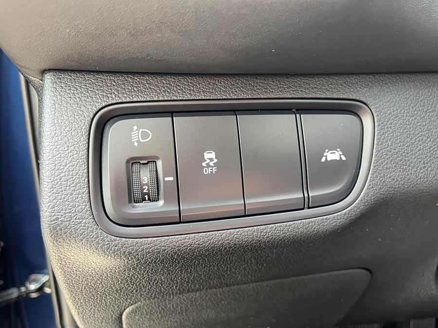 Hyundai Santa Fe 2019 #34 Hyundai Santa Fe 2019 car image #34