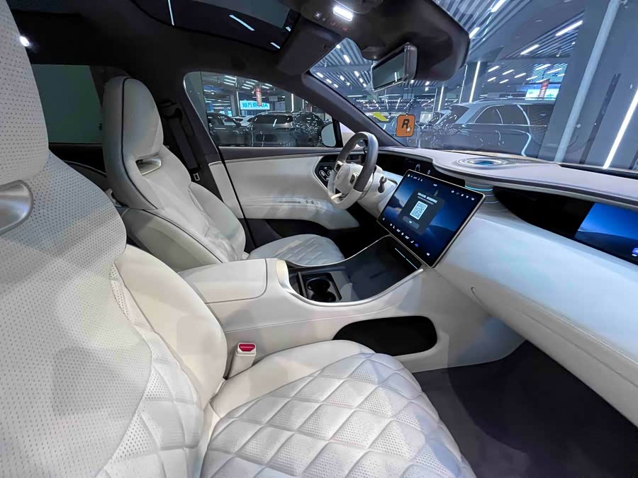 阿维塔 阿维塔11 2024 汽车图片 #34