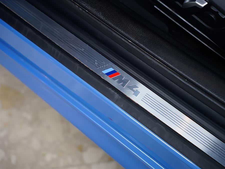 BMW M4 2018 immagine di auto #34