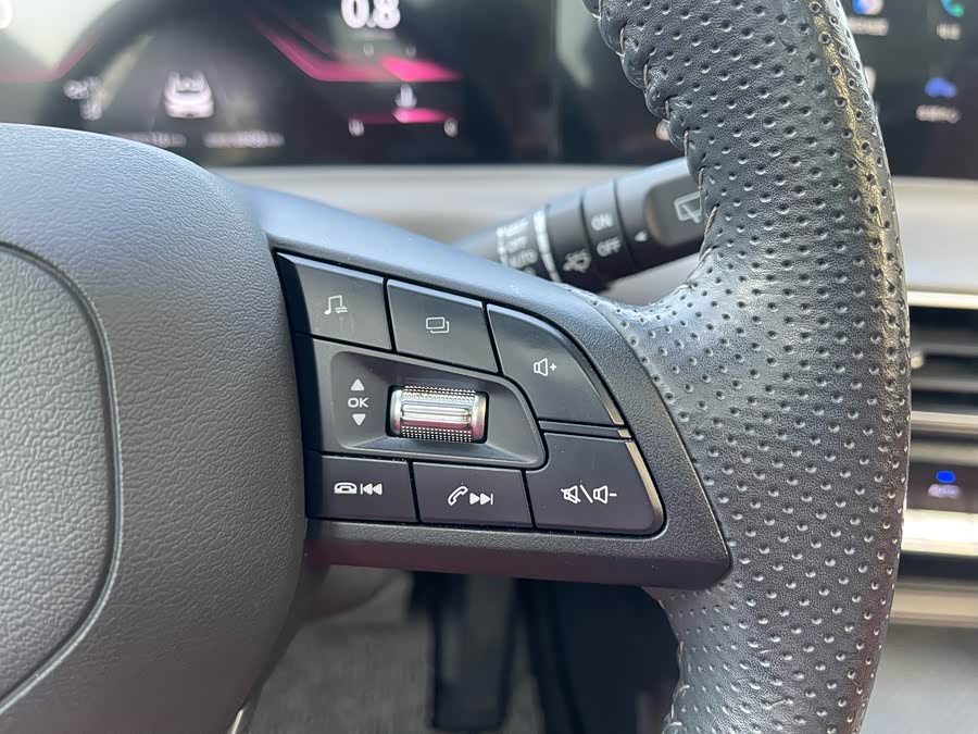 Changan UNI-T 2020 car image #34