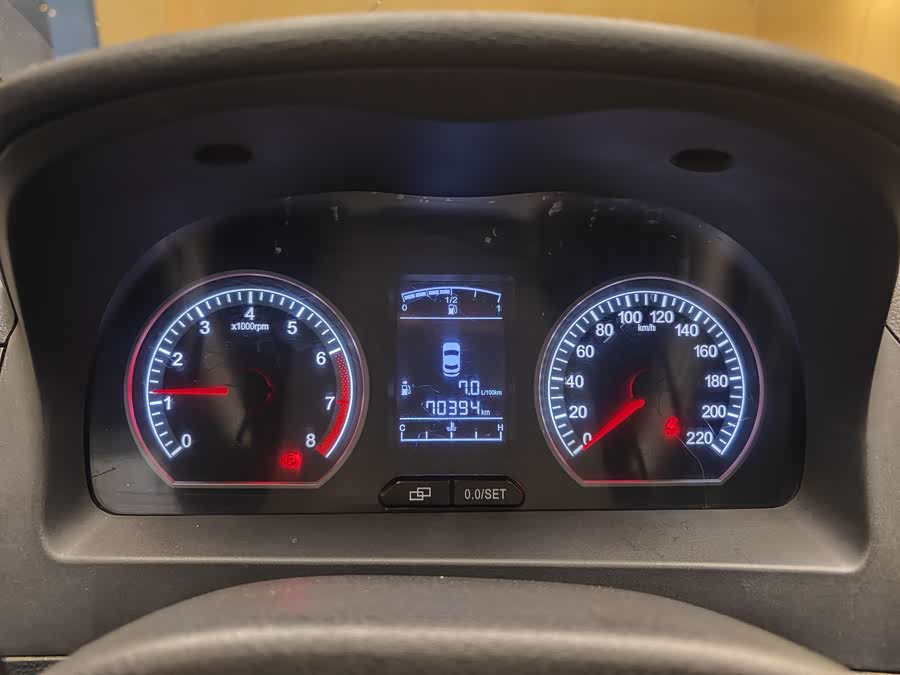 Forthing JOYEAR X5 2011 car image #34