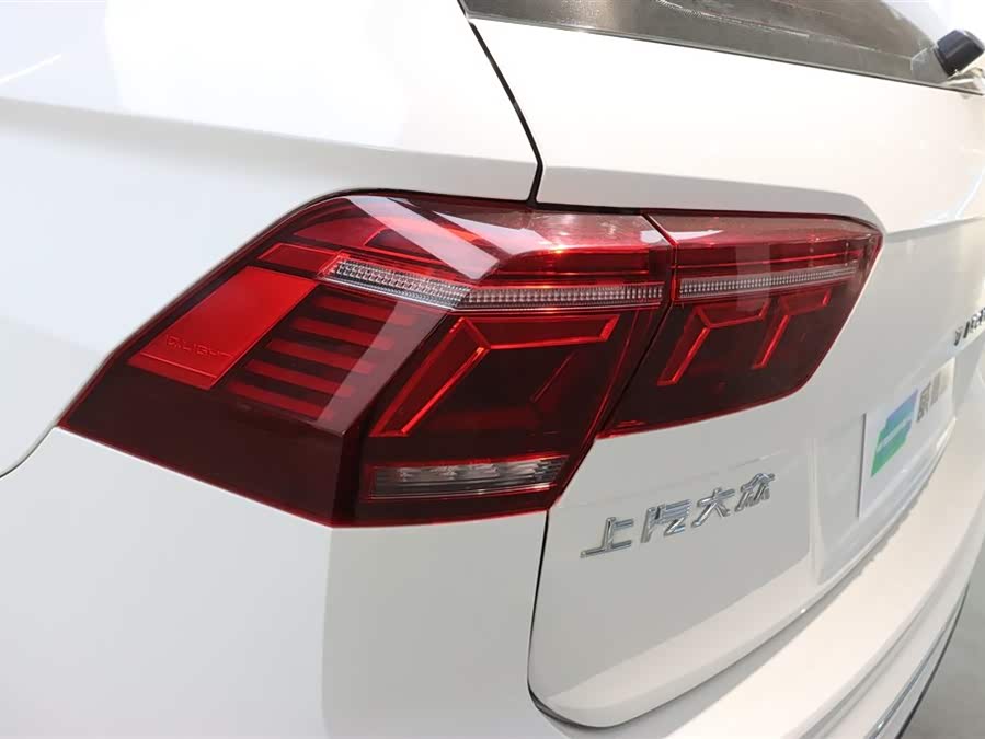 Volkswagen Tiguan L 2021 car image #34