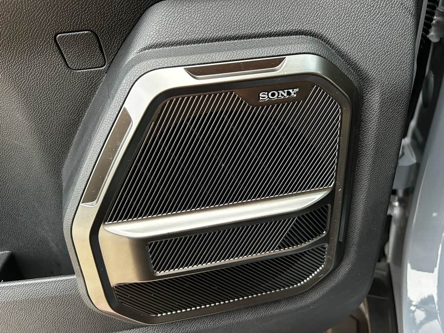 Jetour Traveller 2023 car image #34