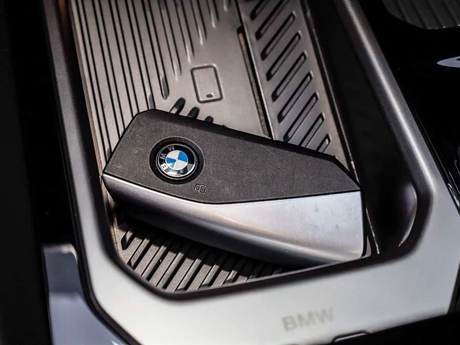 BMW 5 Series 2025 car image #34